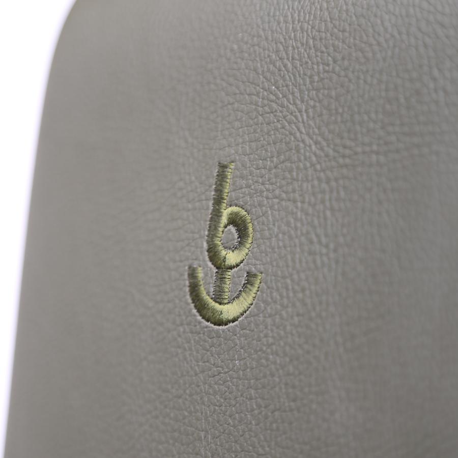P 400 matrix logo cucito